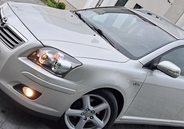 Toyota Avensis cena 21500 przebieg: 185746, rok produkcji 2009 z Tarnów małe 704